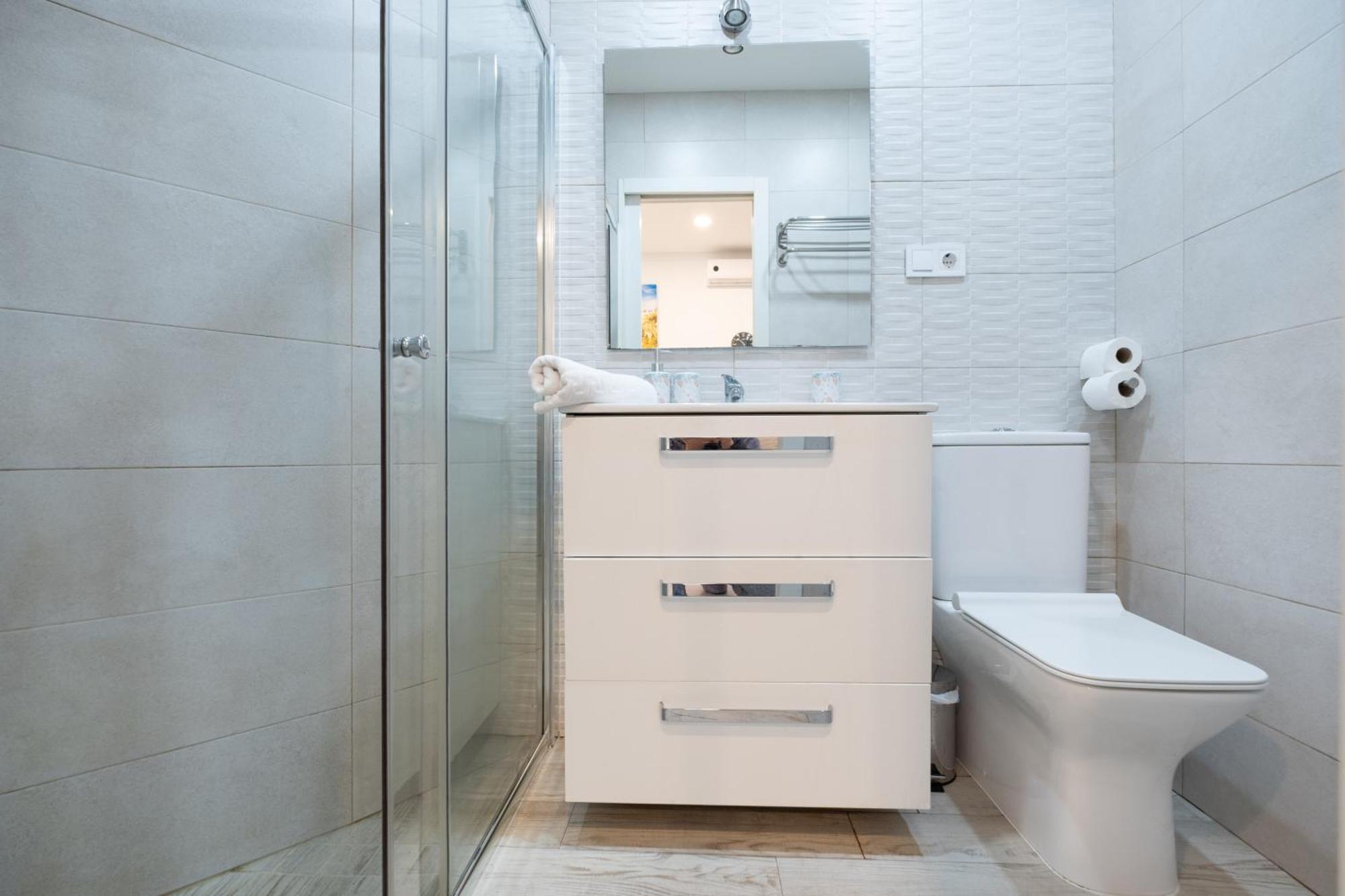 Abc Apartments Мадрид Екстериор снимка